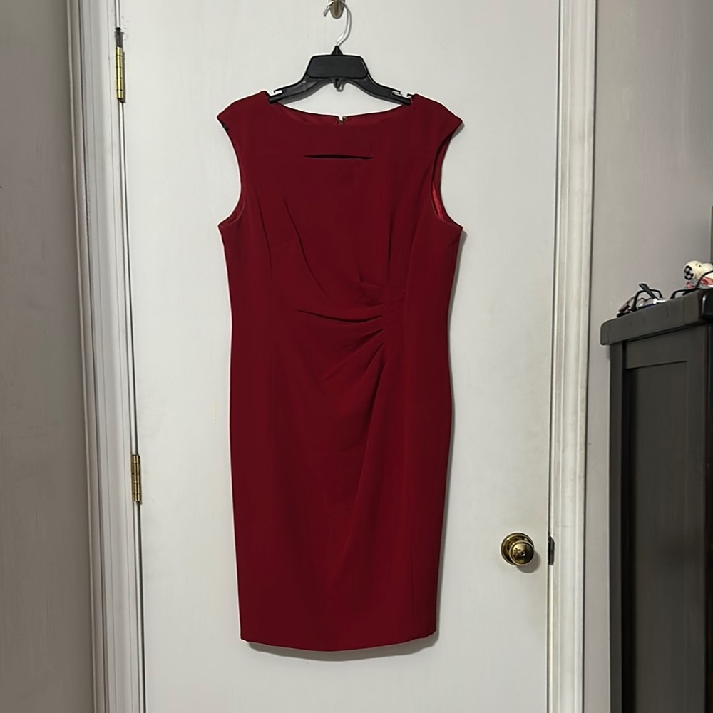 Red Sleeveless Sheath Midi Dress for Cocktail